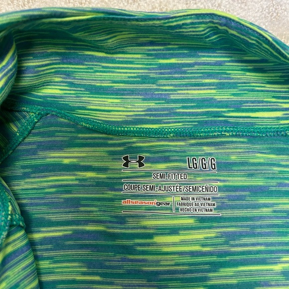 Under Armour women’s semi fitted all season pull over - Picture 2 of 2